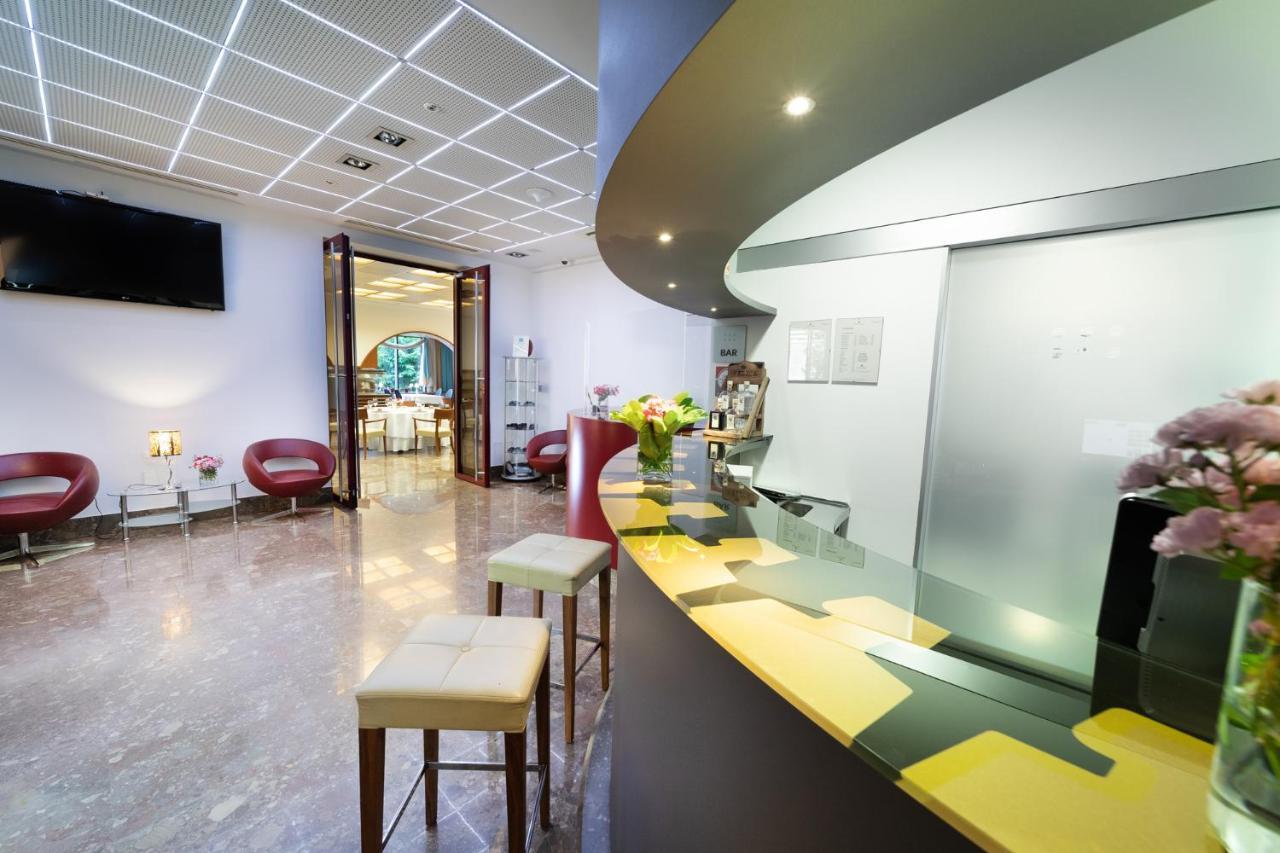 Hotel Jozef 이드리야 외부 사진
